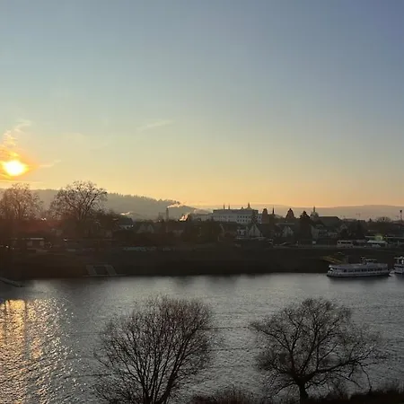 Riverside Mit Blick Auf Nahe Mosel Apartment